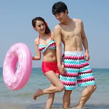 beach couple